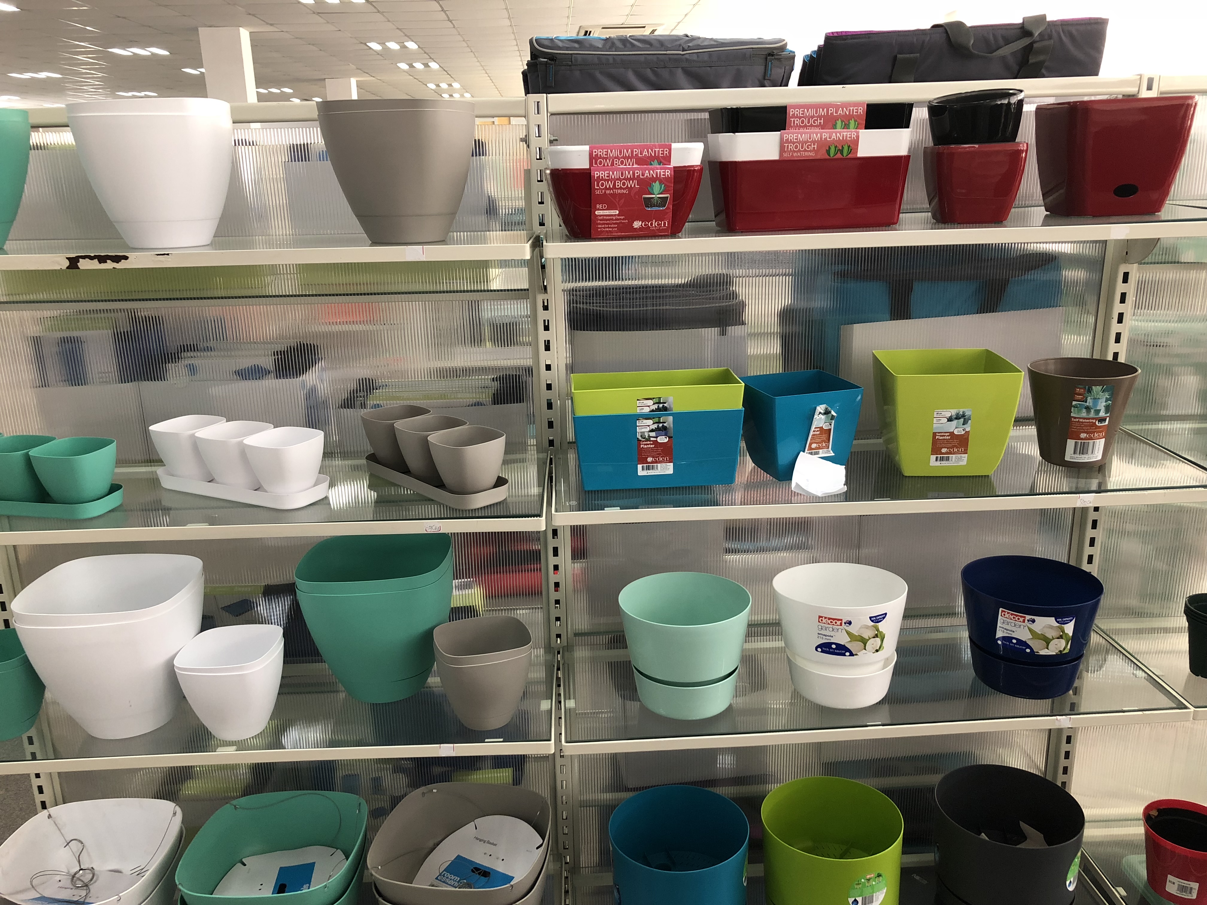 Pflanztöpfe und Übertöpfe